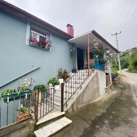 Sera Goelue Manzarali Trabzon