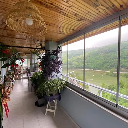 Apartment Sera Goelue Manzarali Trabzon