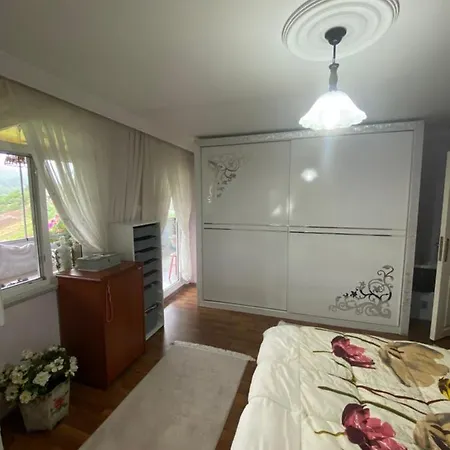 Sera Goelue Manzarali Apartment *